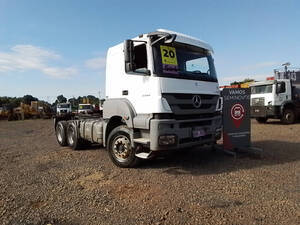 Caminhão Mercedes-Benz - Axor 3344 S - 2020