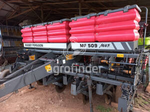Plantadeira De Verão Massey Ferguson Mf409 Ano 2011
