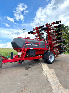 Plantadeira Horsch Maestro Kompass 18.50