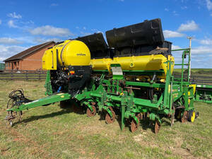 Plantadeira John Deere 1113