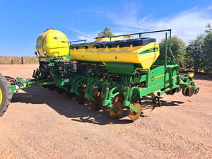 Plantadeira John Deere 2117 Ccs