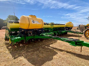 Plantadeira John Deere 2122 Ccs