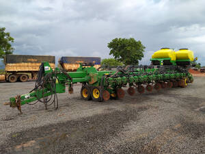 Plantadeira John Deere Db74 Ano 2014