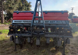 Plantadeira Massey Ferguson - Mf407 M45 Fabricação 2017