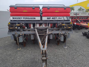Plantadeira Massey Ferguson - Mf 407 M45. Fab 2013
