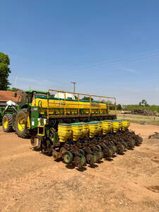 Plantadeira Tatu Pst 4 Flex