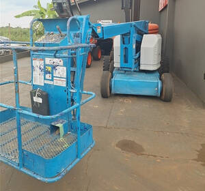 Plataforma Elevatória Genie Z-34/22Dc