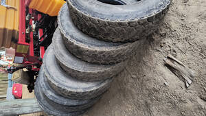 Pneu Caminhão 275/80 R22.5