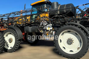 Pulverizador Autopropelido Valtra Bs3020H Ano 2013