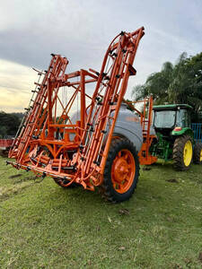Pulverizador Jacto Advance 3000