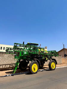 Pulverizador John Deere M4025