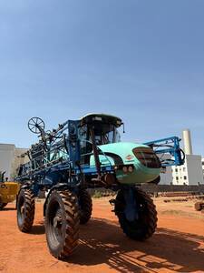 Pulverizador KUHN (montana) Parruda Stronger 3030