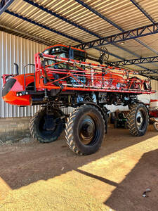 Pulverizador Kuhn Stronger 3000