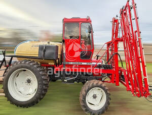 Pulverizador Montado Massey Ferguson 290 Ano 1986