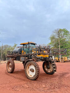 Pulverizador Valtra Bs 3020 H