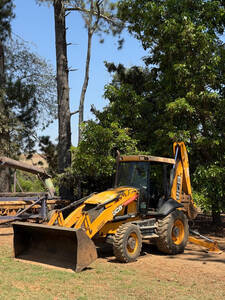 Retro-Escavadeira Jcb 3C
