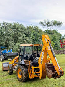 Retro-Escavadeira Jcb 3C