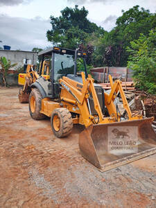 Retroescavadeira Case 580M 4X4 2011 C/5.987 Hrs 7353115