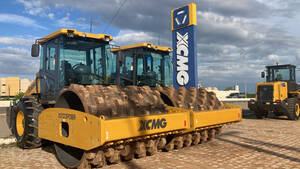 Rolo Compactador Xcmg - Xs123Pdbr