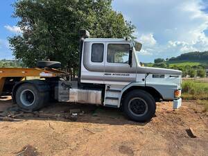 scania t112 hs cavalo toco 4x2 ano 1987 bem conservada