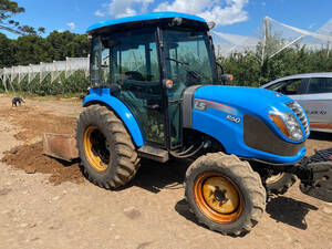 Trator Agricola R60 Ls