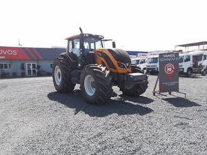 Trator Valtra - Bh224 Hitech - 2021