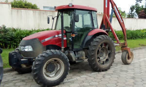 Trator Case Farmall 80