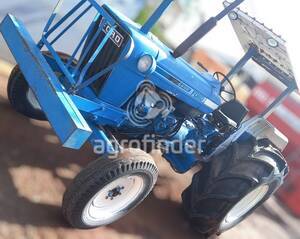 Trator Ford 6600 ano 1983