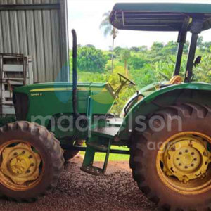 Trator John Deere 5065E