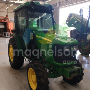 Trator John Deere 5075Ef