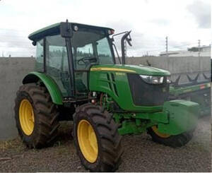 Trator John Deere 5090 Cabine Ano 2022 Com 771 Horas