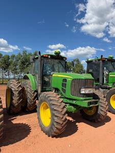 Trator John Deere 6150j 