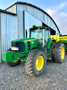 Trator John Deere 6150J