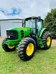 Trator John Deere 6165J