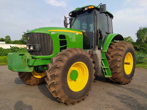 Trator John Deere 6180J Ano 2014