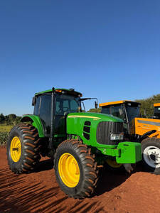 Trator John Deere 6190J