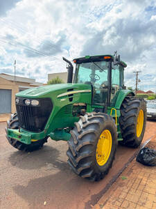 Trator John Deere 7195J