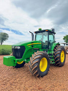 Trator John Deere 7195J