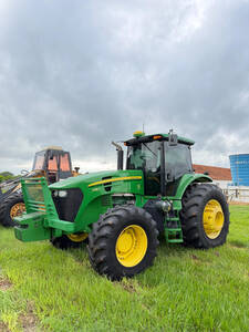 Trator John Deere 7195J