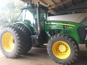 Trator John Deere - 7225 J - 2014
