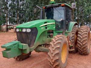 Trator John Deere 7225J Ano 2013