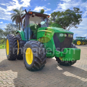 Trator John Deere 7230J