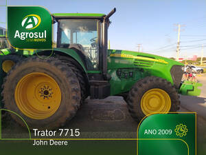 Trator John Deere 7715