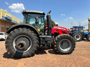 Trator Massey Ferguson 8737