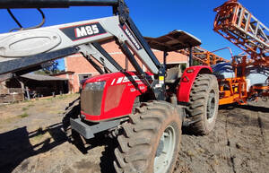 Trator Massey Ferguson - Mf4290. Fabricação 2017