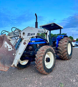 Trator New Holland 8030