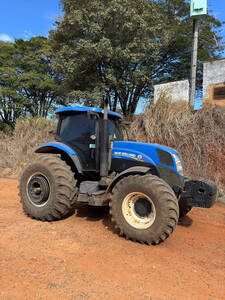 Trator New Holland T7.205