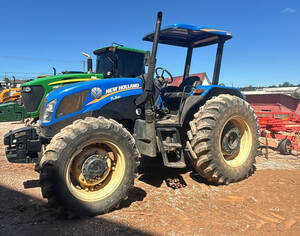 Trator New Holland - Tl 5.80. Fabricação 2021