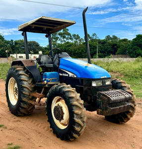 Trator New Holland Tl 75E