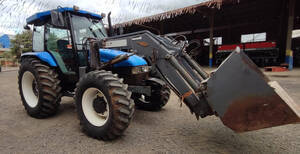 Trator New Holland - Tl85 Cabinado 4093 Horas Fab 2012